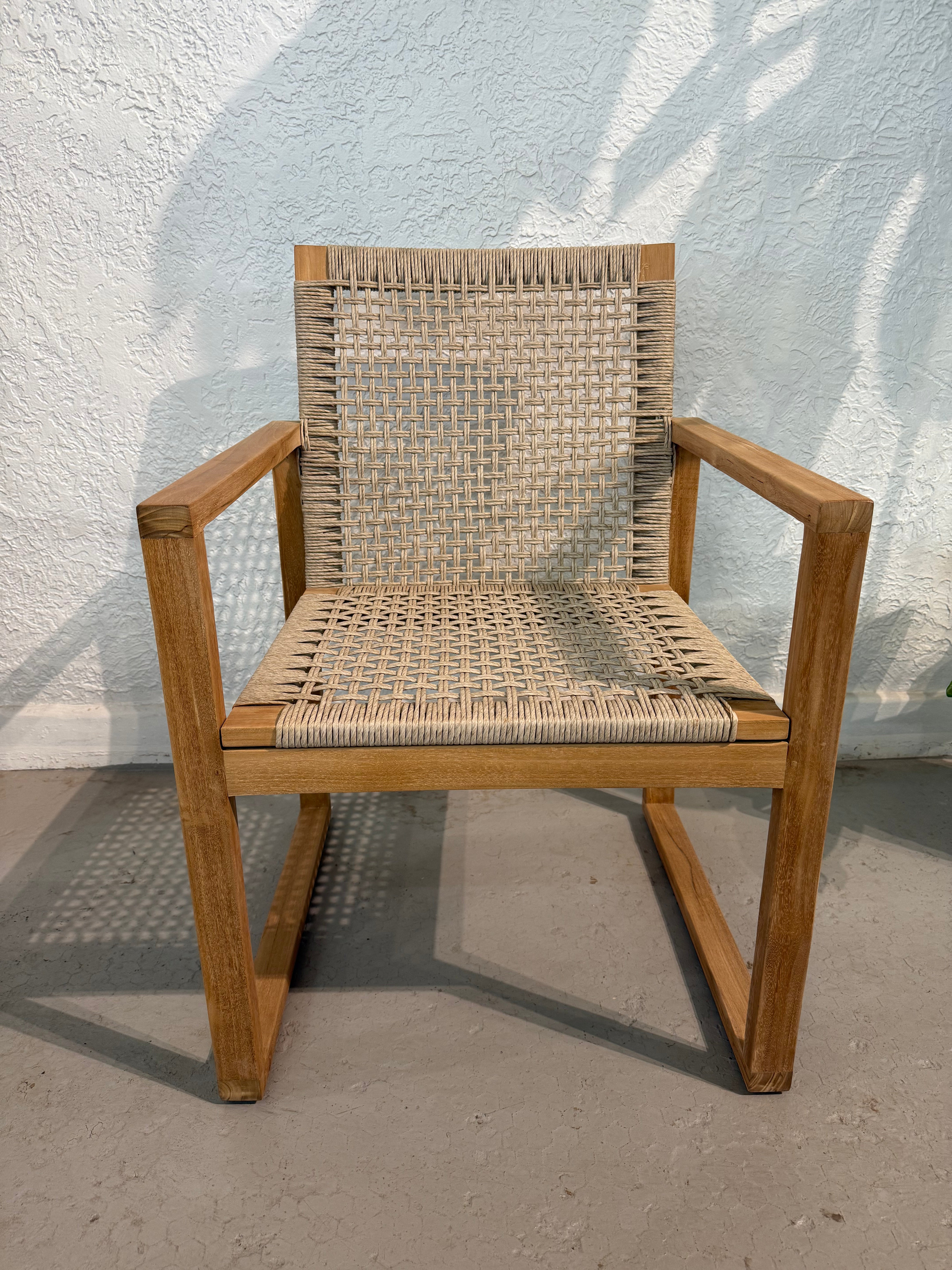 Sasha Chair (With Arm)