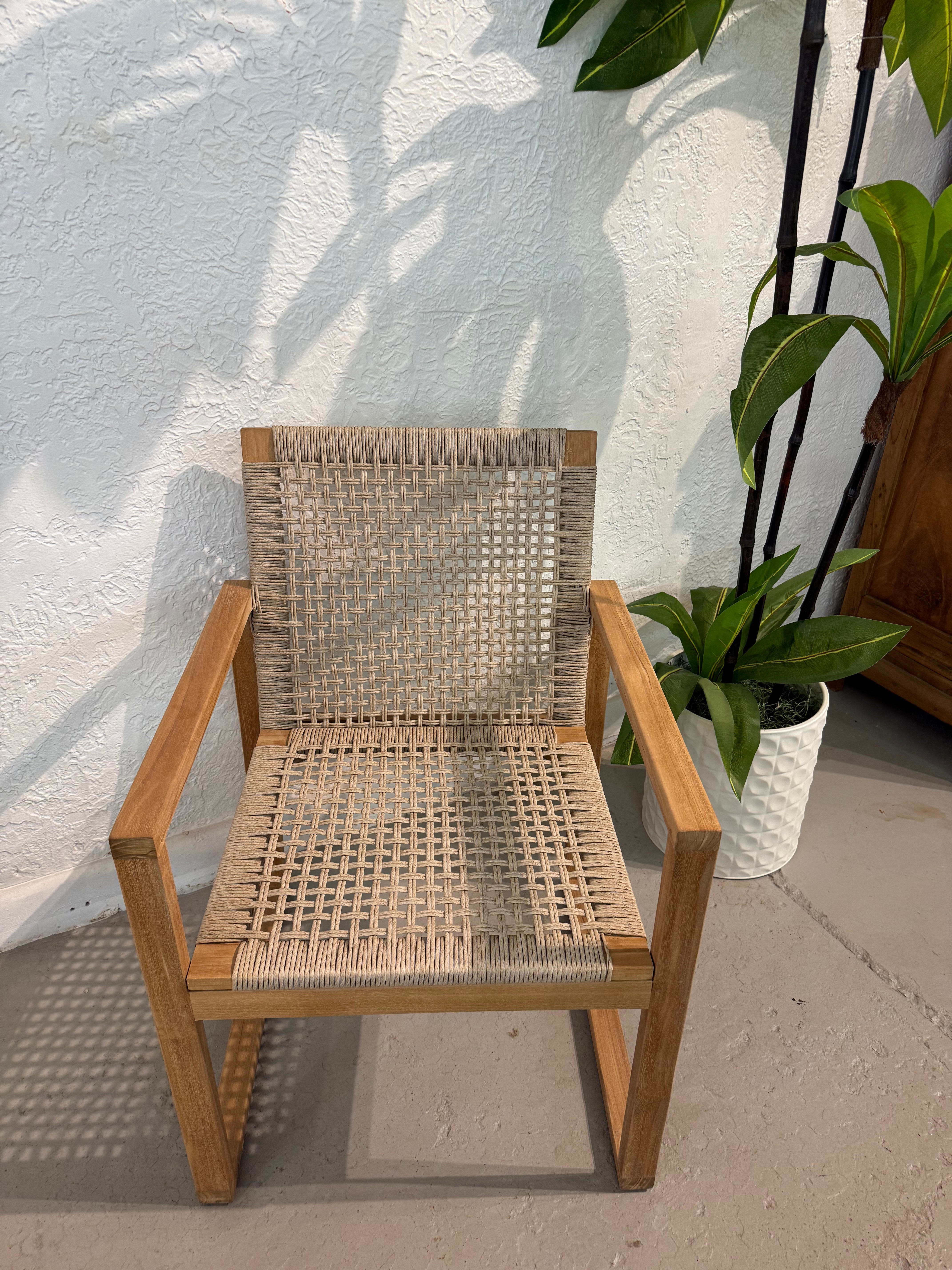 Sasha Chair (With Arm)