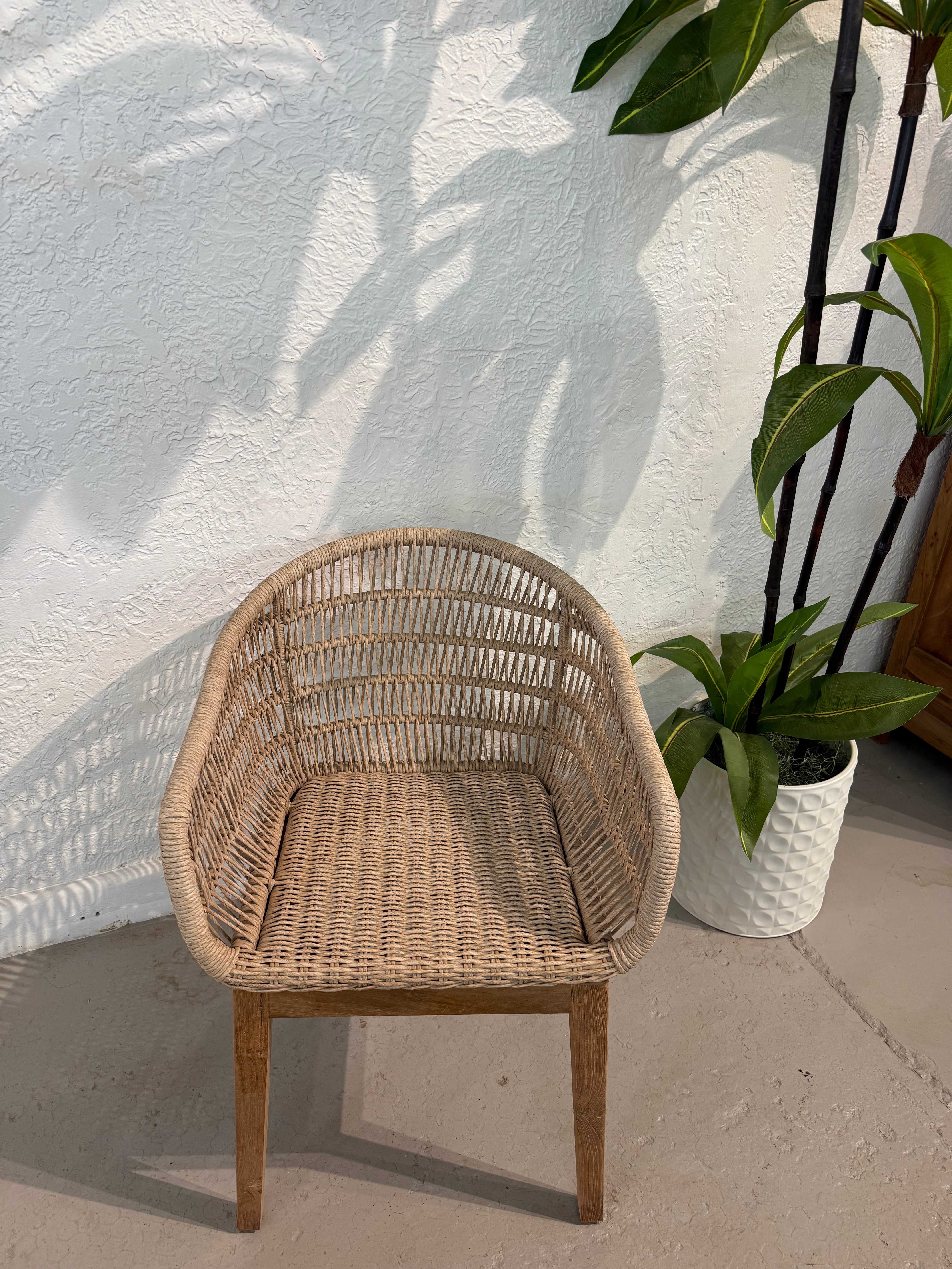 Quincal Teak Chair